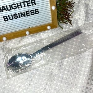 Towle HAMMERSMITH Stainless Serving Spoon NEW Flatware.